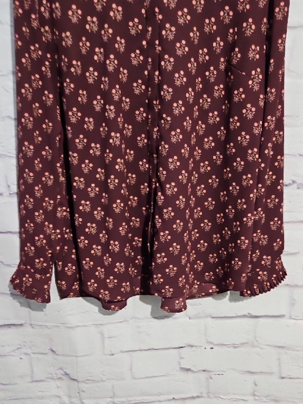 LOFT Maroon Floral Button-Down Blouse - like new - Picture 5 of 8
